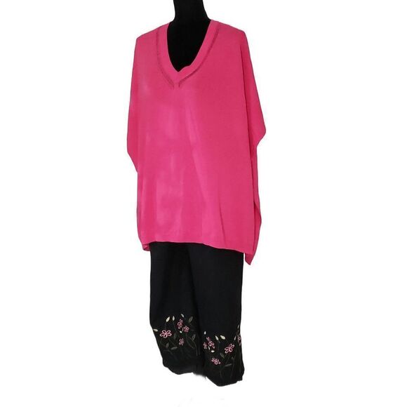 Women's Pink V-Neck Poncho - Picture 8 of 9